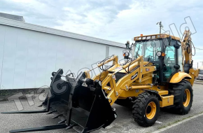 Massive 420 Backhoe Loader In Kenya