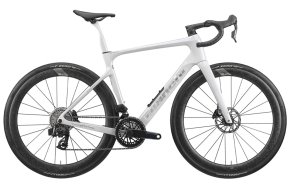 2026 Bianchi Infinito Pro FORCE ETAP AXS E1 PWM Road Bike (KINGCYCLESPORT)