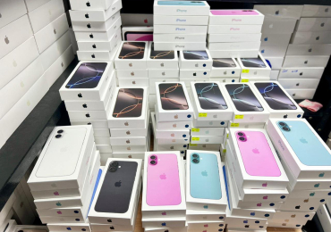 Items F/s Brand-New: iPhone 14 Pro, 15 Pro Max 256Gb