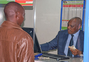 How Much Do Bank Tellers in Nairobi Earn?